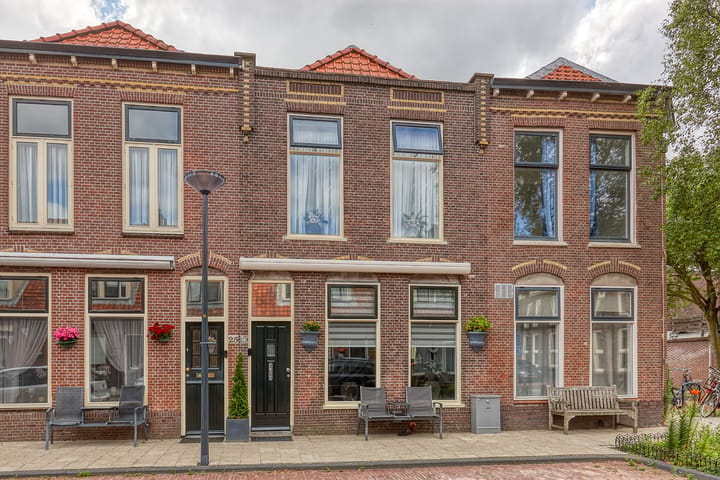Os en Paardenlaan 23 Leiden