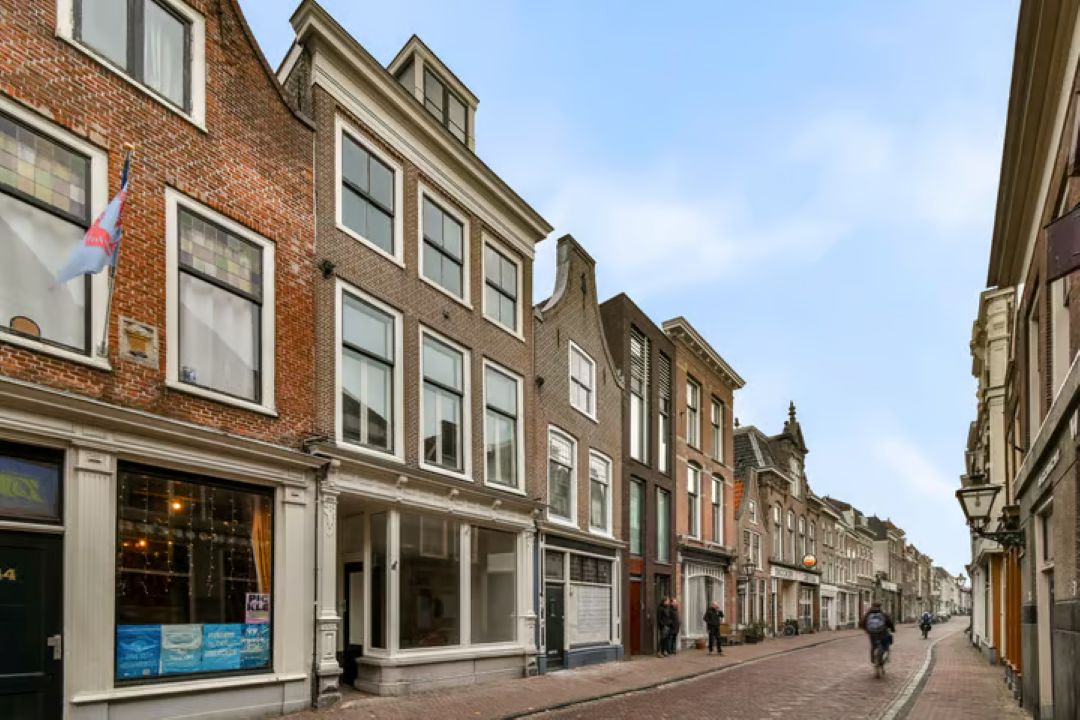 Hogewoerd 46 Leiden